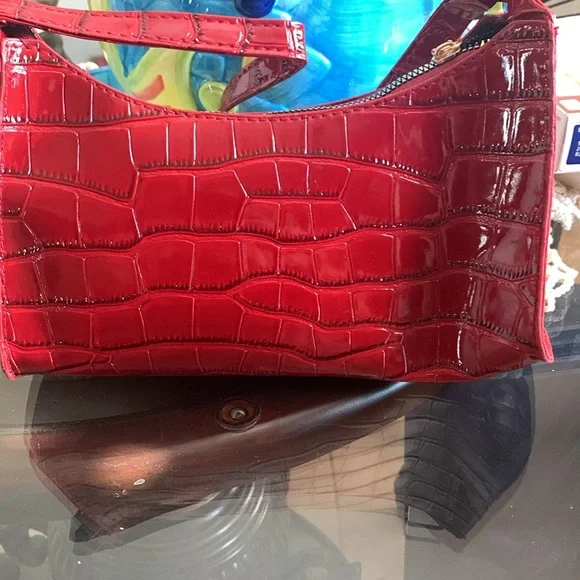 Live and share show flyer half will be donated - Picture 9 of 15